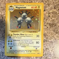 Wizards of the Coast Magneton Base Set Holo Rare 9/102 60 HP Pokemon Card - Image 1
