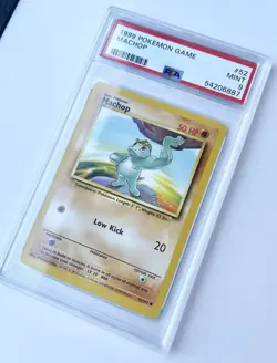 Machop #52/102 - PSA 9 (1) - Pokemon TCG Base Set Unlimited - Image 1
