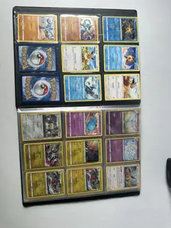 Pokemon TCG HUGE Lot, Holos, Promos, V/VMAX/VStar/Trainers/Energy [200+ Cards!] - Image 3