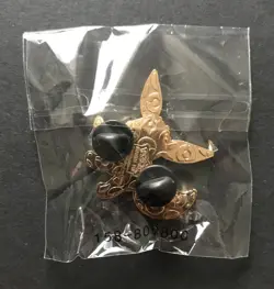 Eevee Pin Badge Pokemon Metal 2021 Evolving Skies Centre ETB Elite Trainer NEW - Image 2