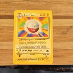 Pokemon Electrode Base Set 021/102 Regular Rare 80 HP English 1999 - Image 1