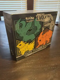 Pokemon TCG Sword and Shield Evolving Skies Elite Trainer Box ETB New and Sealed - Image 1