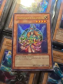 YUGIOH • MAGICIAN’S VALKYRIA • ULTRA RARE • SDSC-ENSE1 - Image 1