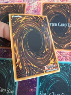 Yugioh Emblem of the Plunder Patroll BLCR-EN089 Ultra Rare 1st Edition Near Mint - Image 4