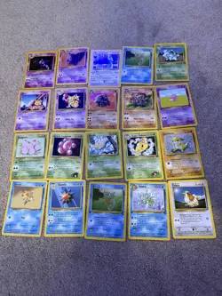 Pokemon Fossil Base Set Lot Vintage - Image 2
