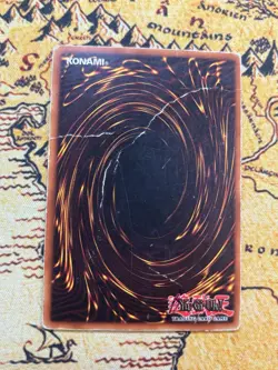 Yugioh Blue-Eyes White Dragon SDK-001 Ultra Rare Unlim DMG Starter Deck Kaiba - Image 4