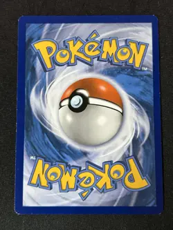 2016 Pokemon Pikachu 35/108 Evolutions Regular - Image 2