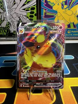 Pokemon TCG Flareon Vmax SWSH07: Evolving Skies 018/203 Ultra Rare - Image 1