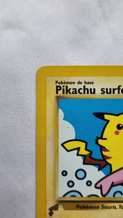 2000 Pokemon World Collection Surfing Pikachu (French) Gold Tail Stamp NM - Image 3