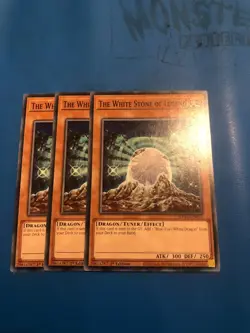 YUGIOH 3x Common The White Stone Of Legend SDWD-EN011 1st Edition - Image 1