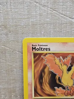 Moltres 27/62 Fossil Non-Holo Rare Vintage Pokemon Card TCG - Image 3