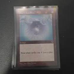 Pearl Medallion Tempest Regular - Image 1