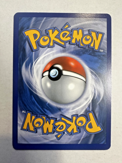 2011 Pokemon TCG Victini BW32 Black & White Black Star Promo Holo LP - Image 2
