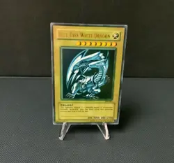 Yugioh BLUE-EYES WHITE DRAGON Ultra Rare Unlimited FADED SDK-001 Beautiful Cond. - Image 2