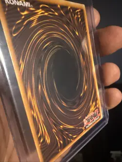 Yu-Gi-Oh! Dragon Master Magia 1st Edition Prismatic Collector's Rare RA04-EN055 - Image 5