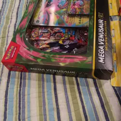 Pokemon Mega Venusaur EX Premium Collection And 2 Pokemon Day 30 Aniversary. - Image 4