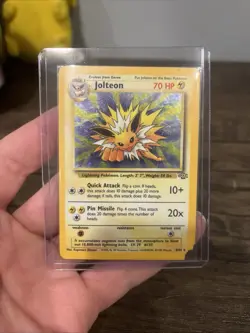 Pokemon Jolteon 4/64 Jungle Holo 1999 WOTC DAMAGED - Image 1