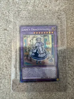 YuGiOh - Lady’s Dargonmaid - BLMM-EN049 - Starlight Rare - 1st Edition - Image 2