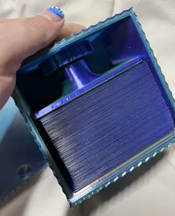 MTG Commander Deck Box W/ Adjustable Press, 100 Double Sleeved Card, Blue-Green - Image 5