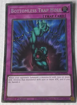 YUGIOH Bottomless Trap Hole MP25-EN018 Starlight Rare 1st Edition - Image 1