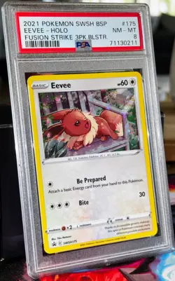 2021 Pokemon Eevee SWSH175 Sword & Shield Black Star Promo Holo PSA 8 - Image 4