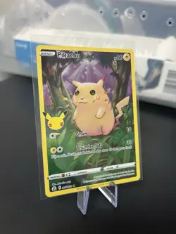 Pokemon TCG Pikachu 005/025 Celebrations Anniversary Basic Holo Rare English - Image 2