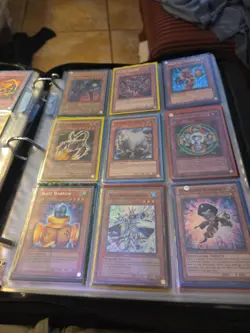 500 Plus Foil Yu-Gi-Oh Card Lot Different Rares Holos - Image 3