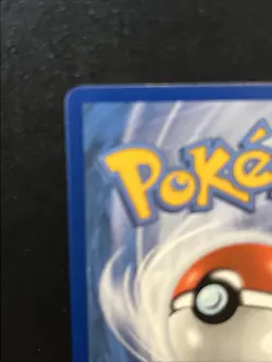Pokemon TCG Reshiram 113/114 Celebrations Classic Collection Holo - Image 3