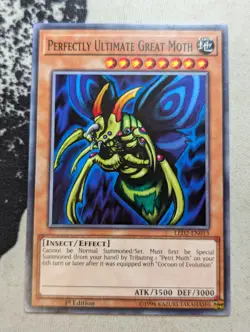 Yu-Gi-Oh! Perfectly Ultimate Great Moth Common Card LED2-EN013 - Image 1