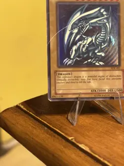 1996 YU-GI-OH! STARTER DECK KAIBA BLUE-EYES WHITE DRAGON SDK-001 ULTRA RARE - Image 5