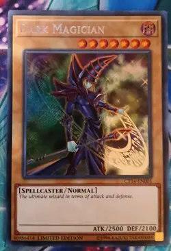 Yugioh Dark Magician CT14-EN001 Limited Edition Near Mint Secret - Image 1