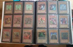 Yugioh Vintage Holo Lot of 141 Cards MP-NM - Image 3