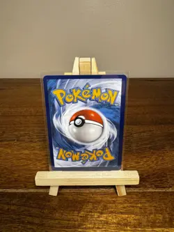 Charizard V Pokemon card 017/172 Brilliant Stars - Image 2