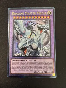 Yugioh! TCG - Dragon Master Magia - Prismatic Ultimate Rare - RA04-EN055 - Image 1