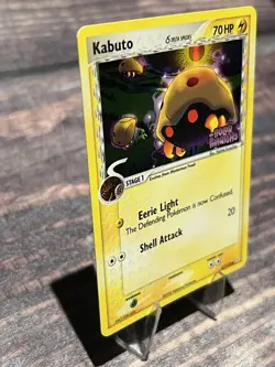 Kabuto (Delta Species) 67/110 Holon Phantoms Reverse Holo Pokemon Card NM / LP - Image 2