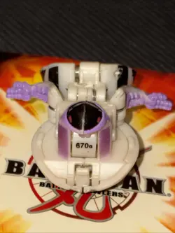 Bakugan Preyas White Pearl Black Darkus B1 Classic 670G G-Power Change RARE - Image 1