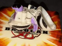 Bakugan Preyas White Pearl Black Darkus B1 Classic 670G G-Power Change RARE - Image 5