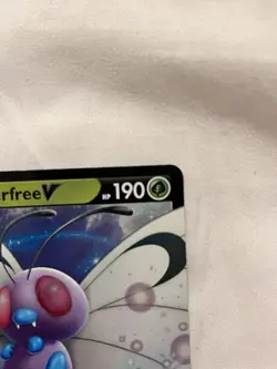 Butterfree V 001/189 Ultra Rare 2020 Darkness Ablaze Pokemon Card Near Mint NM - Image 4