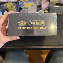 Pokemon TCG: Sword & Shield Lost Origin Elite Trainer Box (8 Packs per Box,... 820650850714 - Image 5