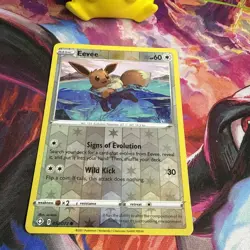 Pokemon Eevee Card Shining Fates Reverse Holo 052/072 - Image 2