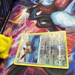 Pokemon Eevee Card Shining Fates Reverse Holo 052/072 - Image 3