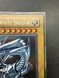 Yugioh Blue-Eyes White Dragon SDK-001 Ultra Rare HEAVY HOLO BLEED ERROR NM - Image 3