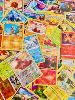 Pokemon Card Lot 100 Cards + 10 Holo Cards - Image 1