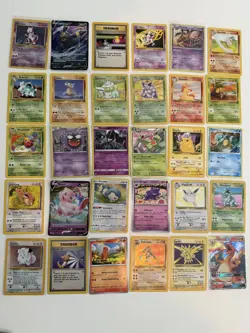 Pokemon cards job lot bundle x 30 cards - Image 1