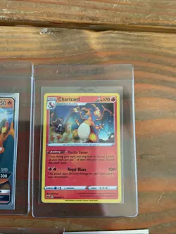 2 Charizard - (Cracked Ice Holo) 025/185, 2 Base 1 Charizard Gx 9/68 5 Card - Image 5