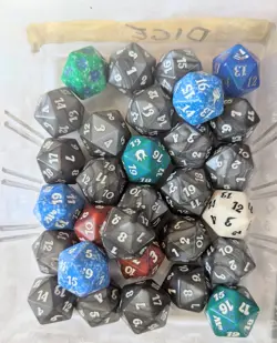 Lot of 30 MTG Magic the Gathering Spindown D20 Dice D10 Various Sets Promos - Image 2