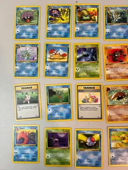 Pokemon - 1999 - Lot of 32 Cards- 1st Edition Uncommon/Common Fossil Set - Image 2
