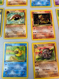 Pokemon - 1999 - Lot of 32 Cards- 1st Edition Uncommon/Common Fossil Set - Image 4