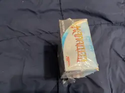 Magic the Gathering MtG Kaladesh Booster Box RUSSIAN 36 Packs Torn Wrapper - Image 3