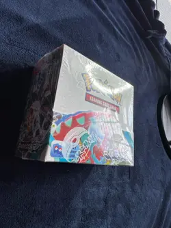 Pokemon TCG Scarlet & Violet - Paradox Rift Booster Box In Acrylic Case - Image 4